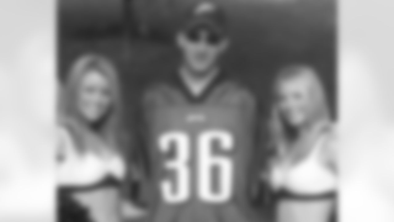Matt with Eagles Cheerleaders Madeline and Laura