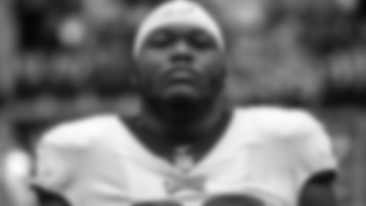 DT Milton Williams