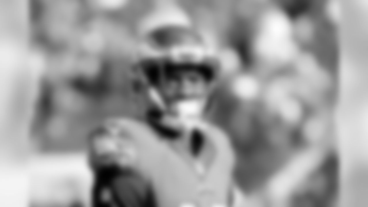 WR Nelson Agholor