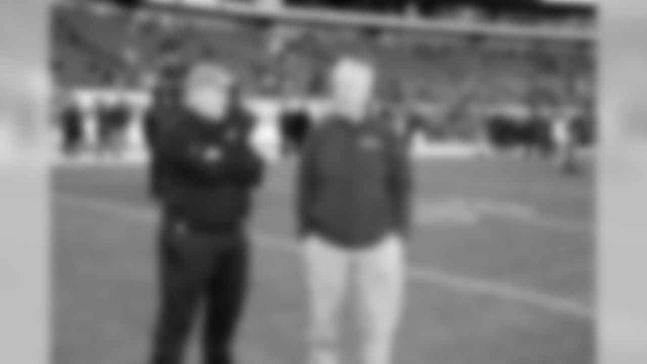 The two former Pac 12 coaches before the game