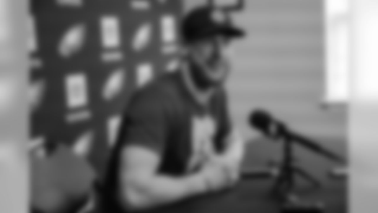 QB Carson Wentz