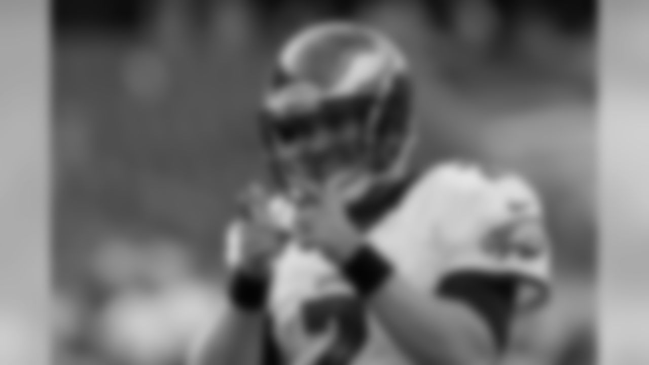 QB Matt Barkley