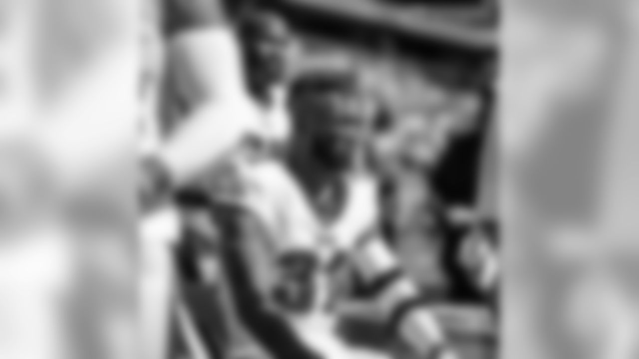 CB Jalen Mills: "For one to lead he must first learn how to follow"