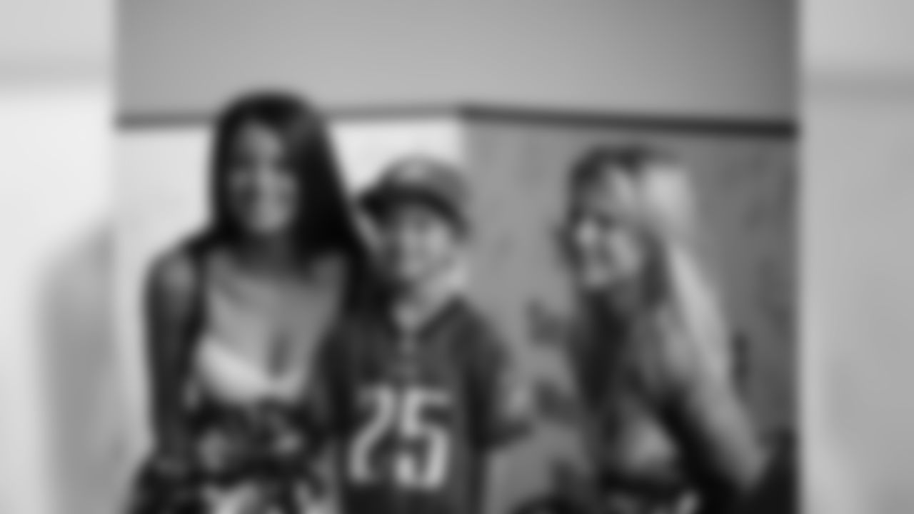 EaglesCheer