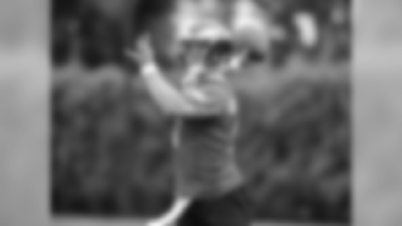 QB Matt Barkley