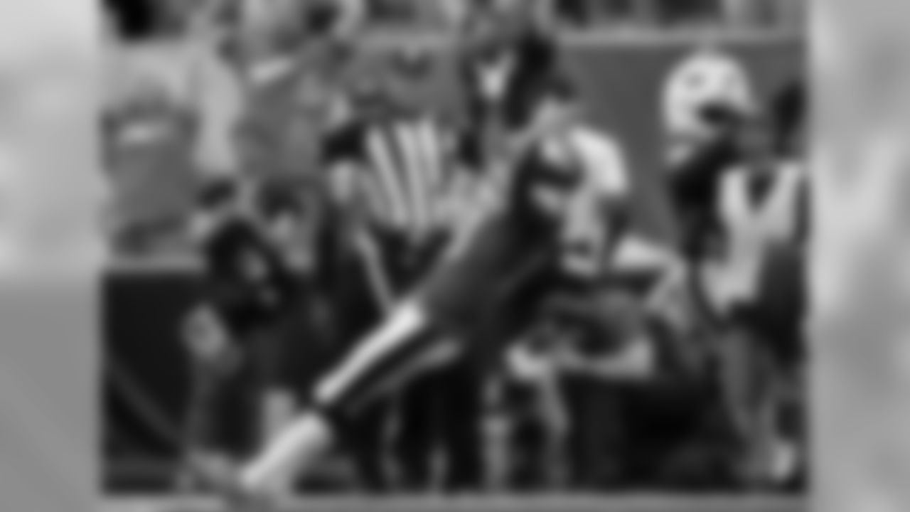 WR Nelson Agholor chased down a pass from quarterback Carson Wentz then hit Cardinals safety Budda Baker with a handful of moves making the rookie lose balance before stopping at the 1-yard line to turn and fall backward into the end zone for a 72-yard touchdown.