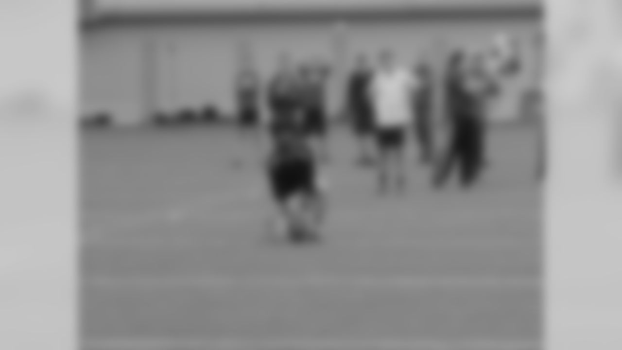 Participants could set up their own kicks or ask for assistance with the kick holding