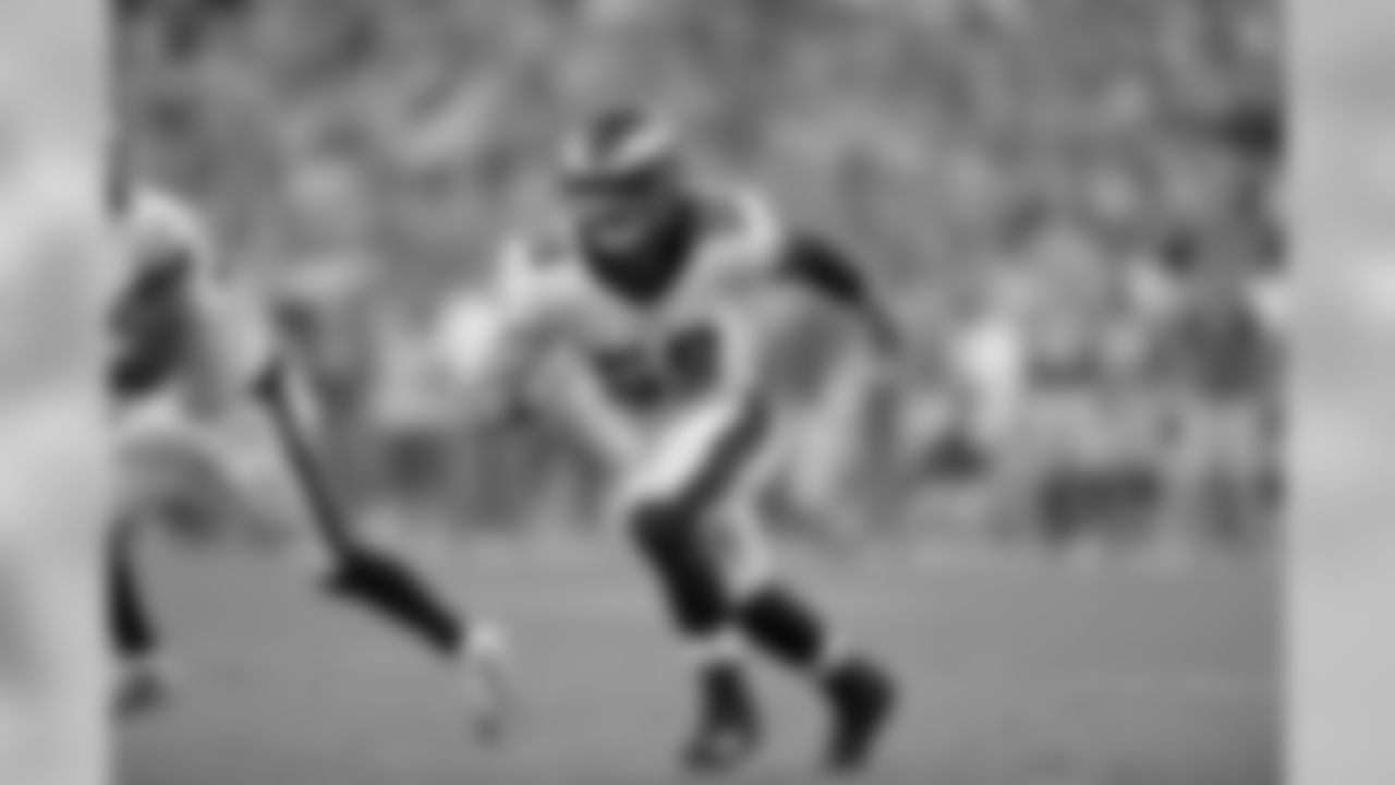 LB Joe Walker