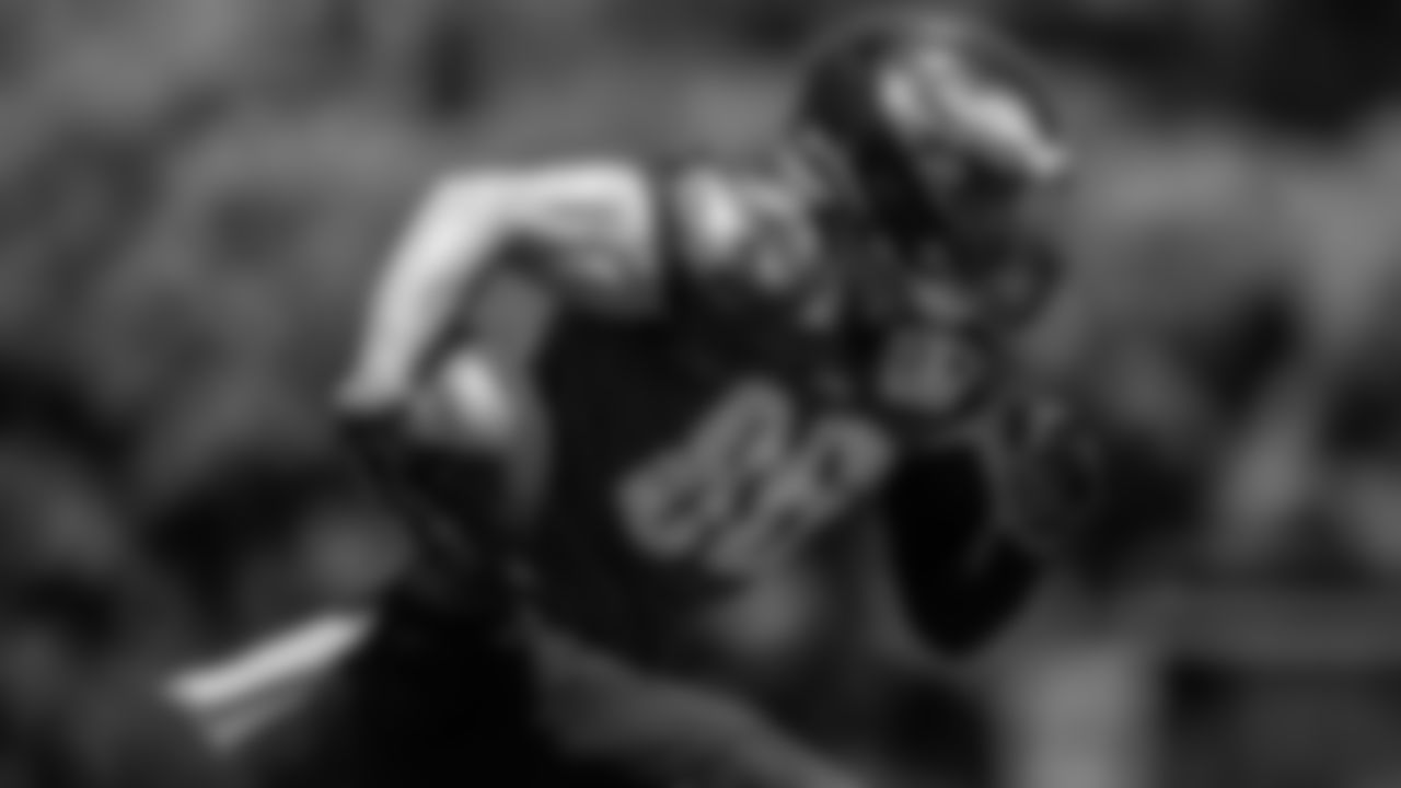 TE Zach Ertz