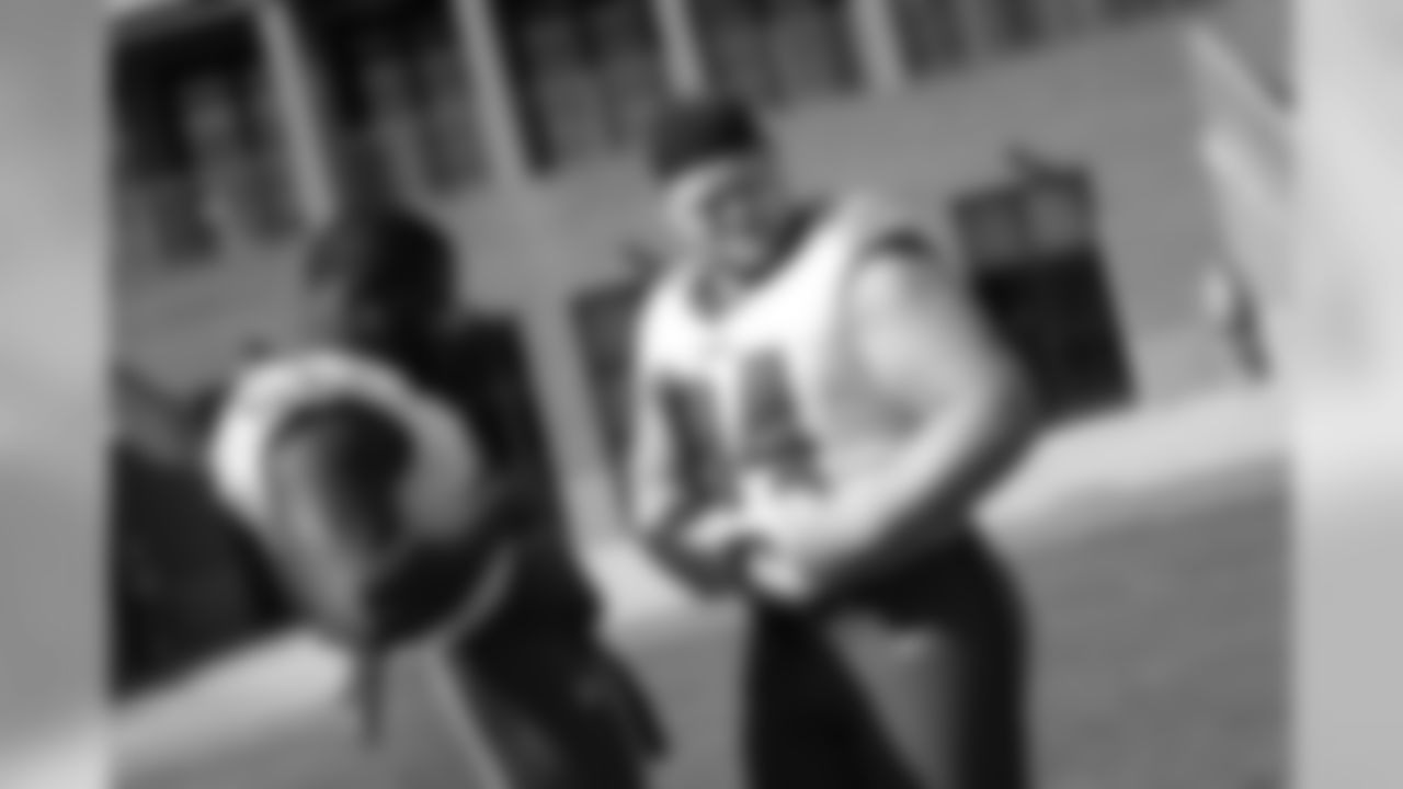 DT Bennie Logan, DT Beau Allen