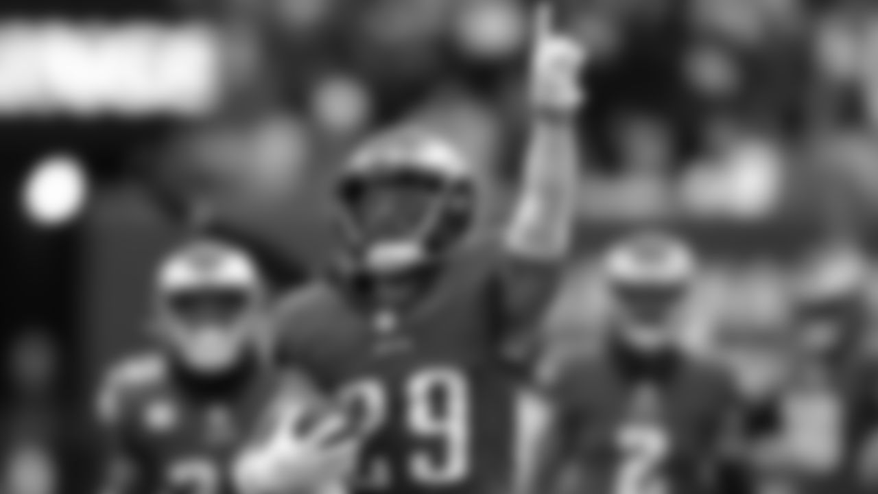 CB Avonte Maddox