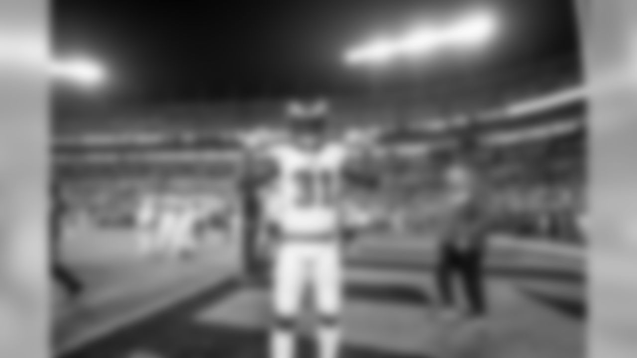 CB Jalen Mills