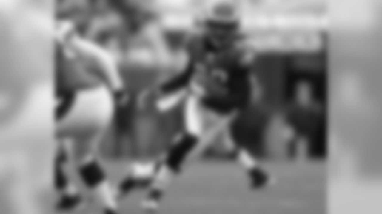 CB Asante Samuel set up a score with an INT