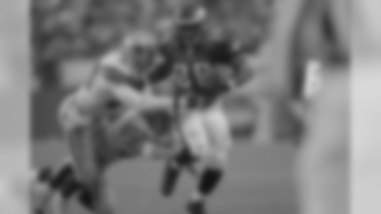 Congratulations to Brian Westbrook, a 2015 inductee to the Eagles Hall of Fame