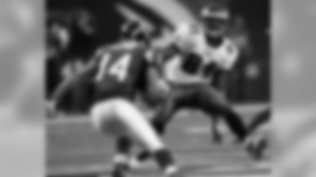 WR Jason Avant