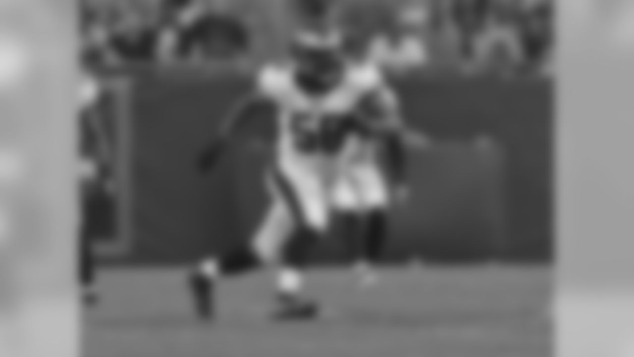 LB Trent Cole