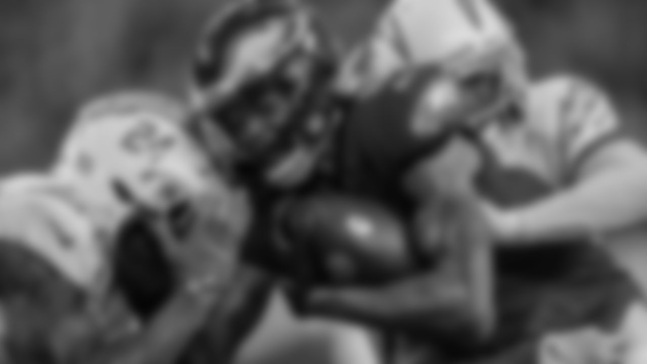 WR DeVonta Smith