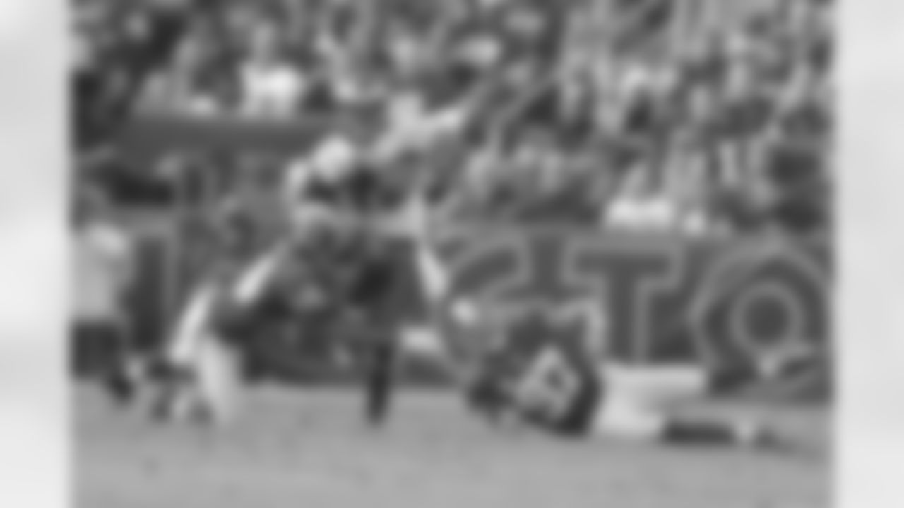 WR Damaris Johnson