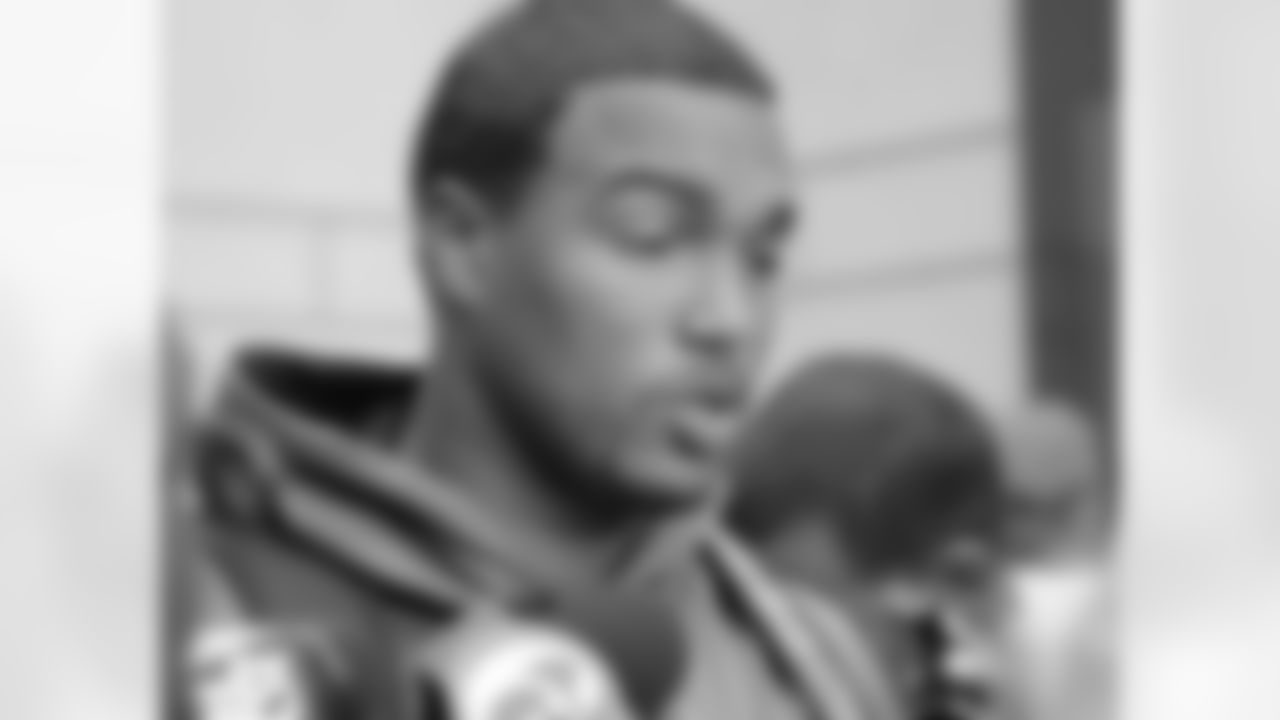 LB Marcus Smith II