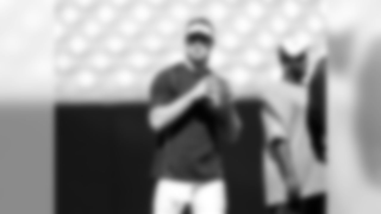 QB Kevin Kolb