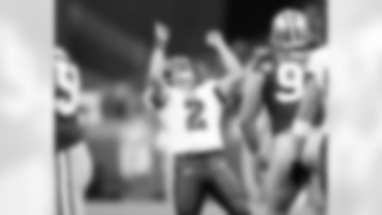 K David Akers