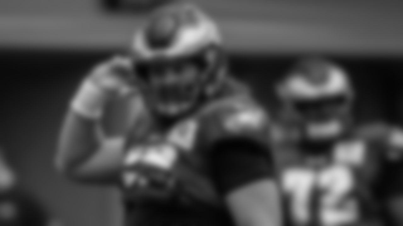 C Jason Kelce