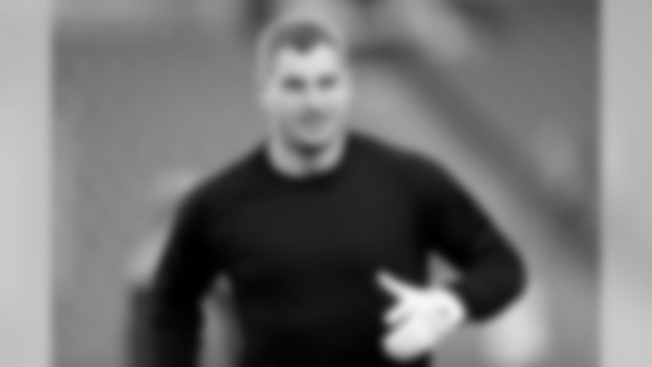 TE Brent Celek