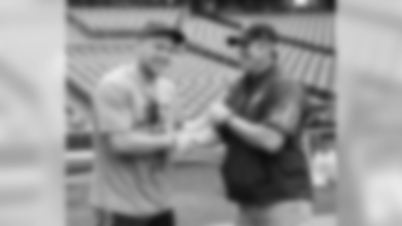 Coach Pederson congratulates Zach Ertz on the win