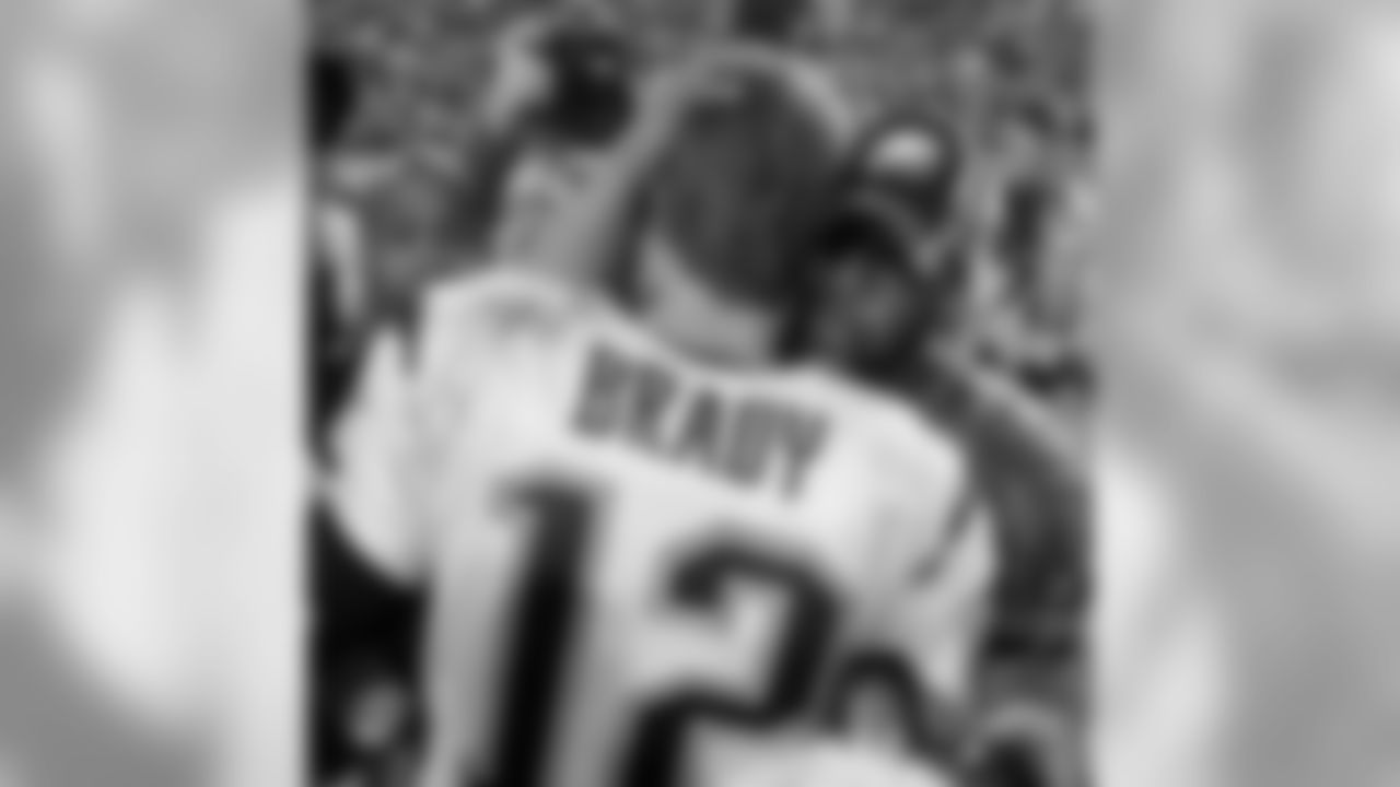 McNabb congratulates Brady on a well-fought battle.