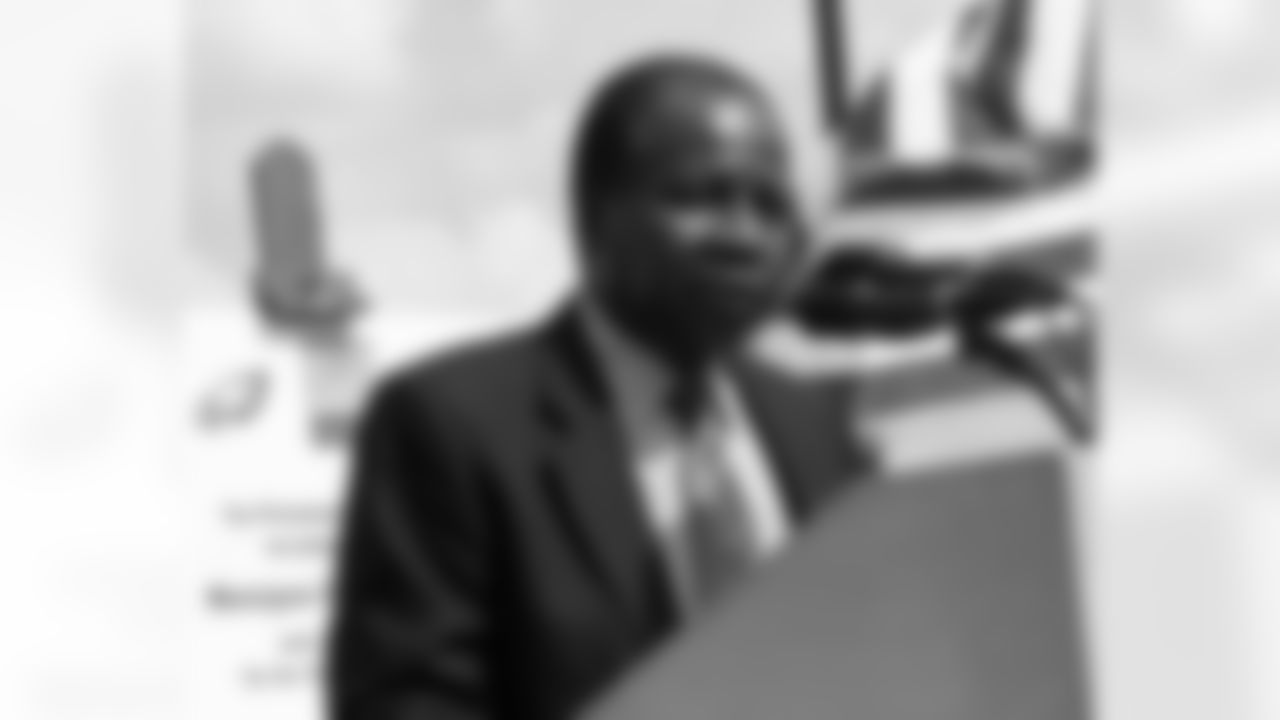 William Smith, chairman of the LISC (Local Initiatives Support Corporation) Local Advisory Board, offers up some remarks