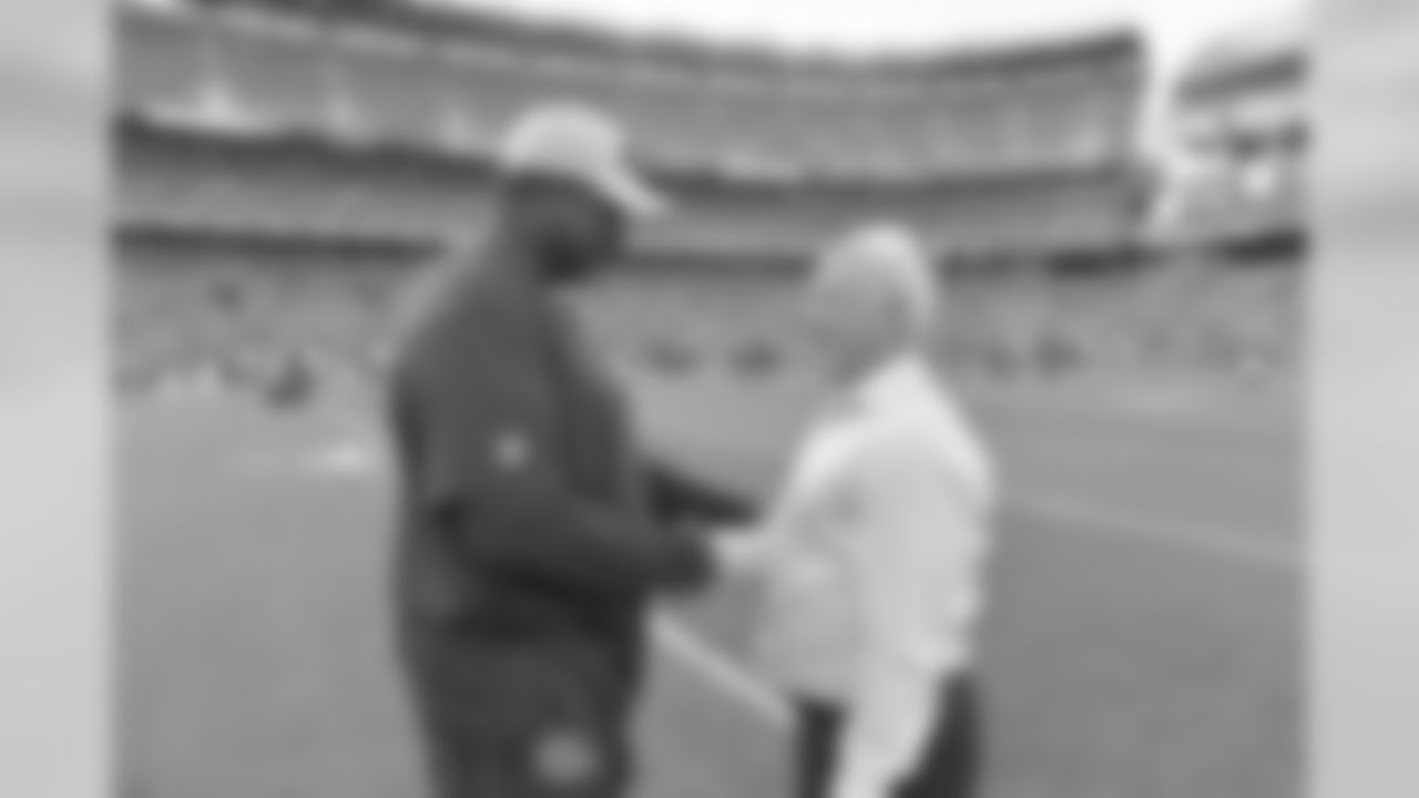 Clyde Simmons, Chairman & CEO Jeffrey Lurie
Philadelphia Eagles vs. Cleveland Browns at FirstEnergy Stadium on August 23, 2018