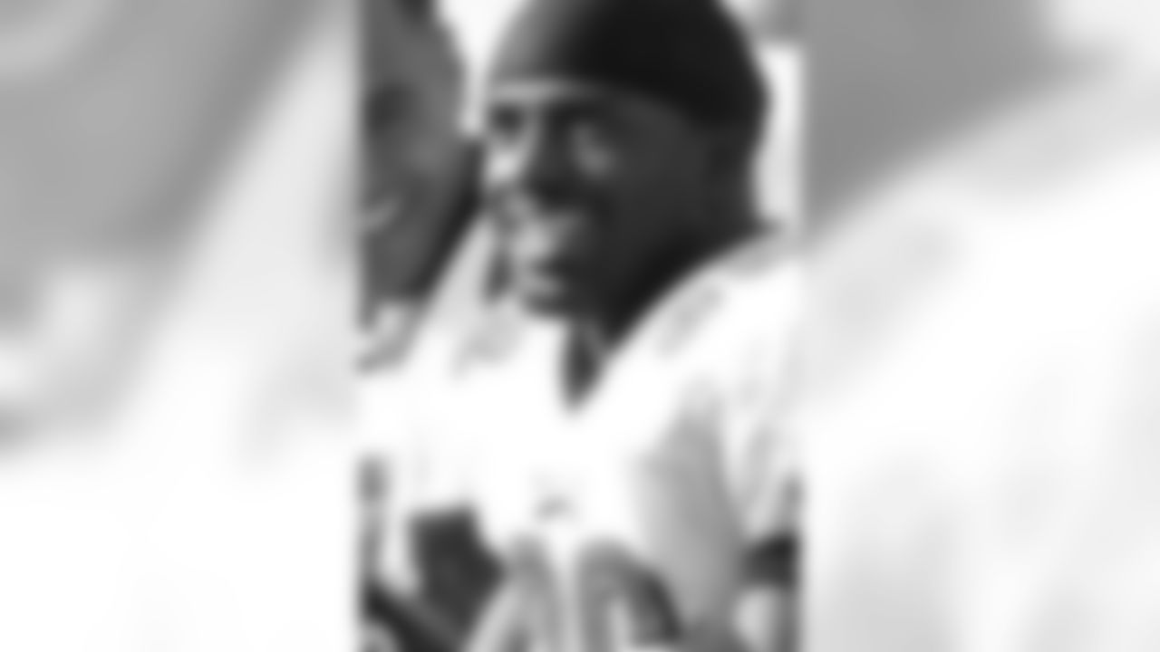 RB Brian Westbrook