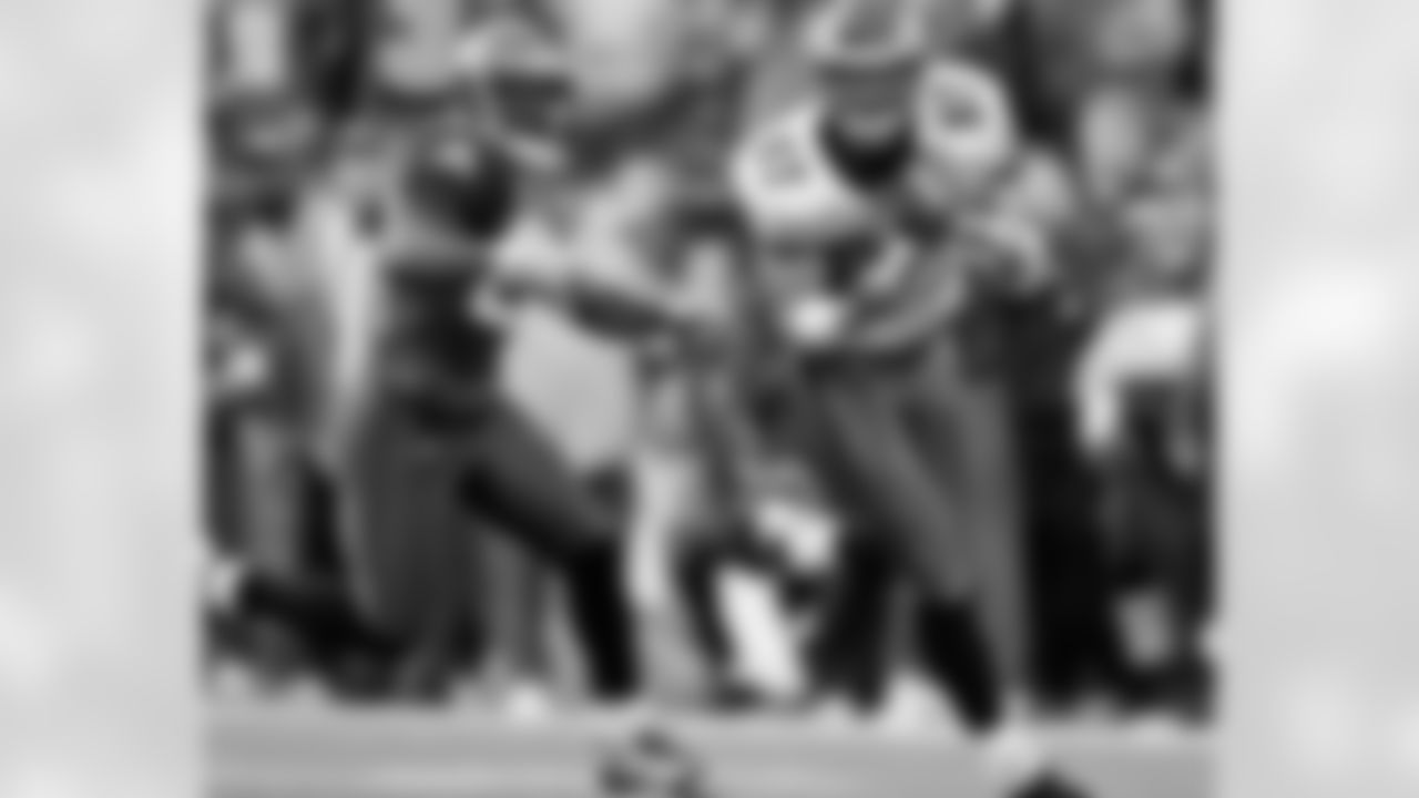 Huge day for TE Brent Celek