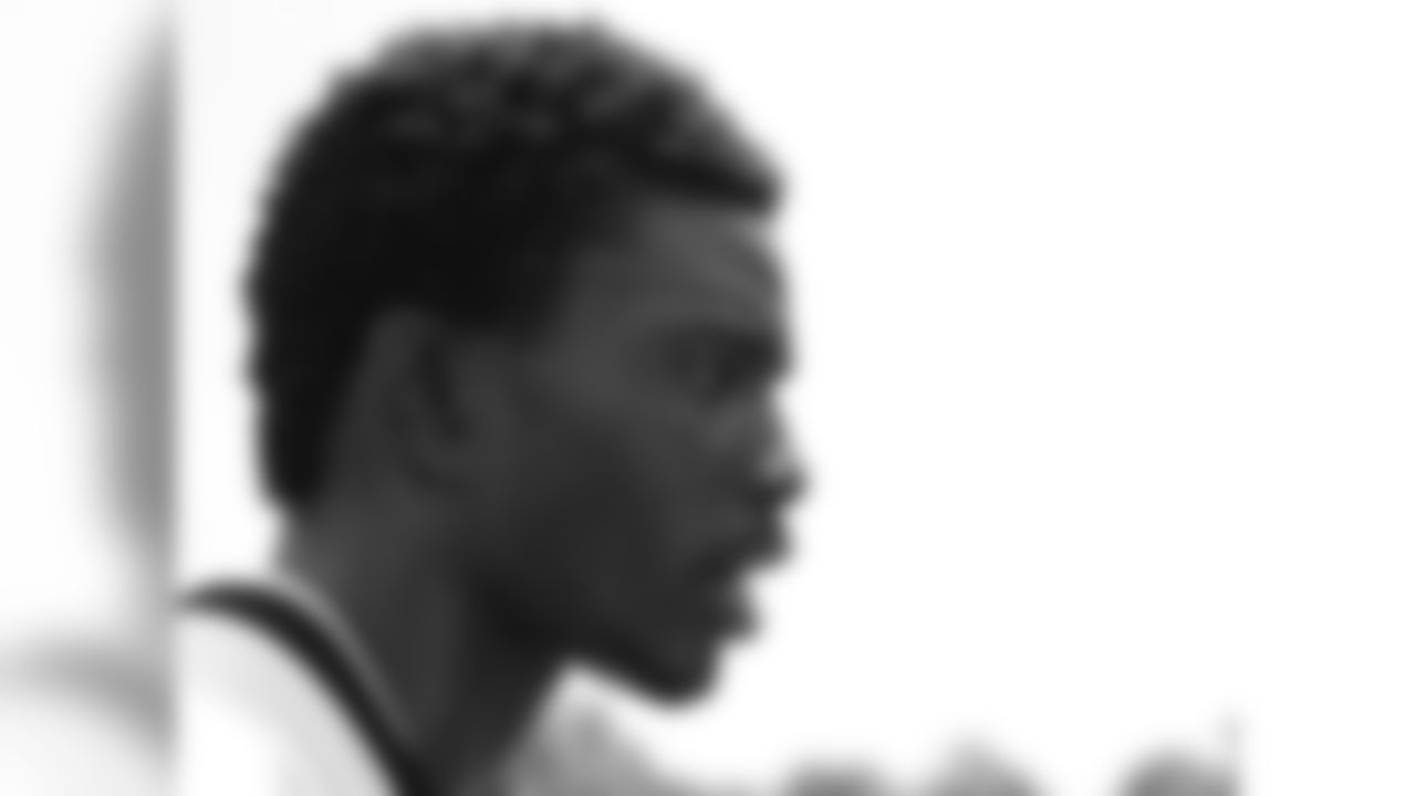 CB Roc Carmichael