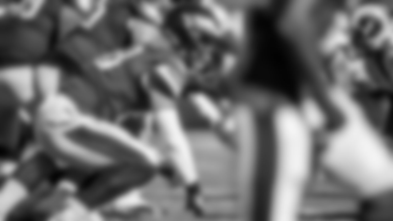 TE Dallas Goedert
Philadelphia Eagles vs. Los Angeles Rams at Lincoln Financial Field on September 20, 2020