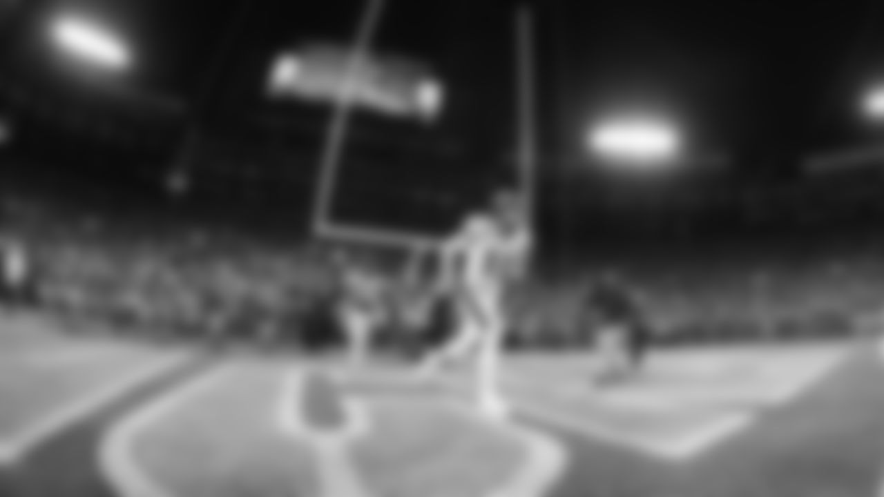QB Carson Wentz