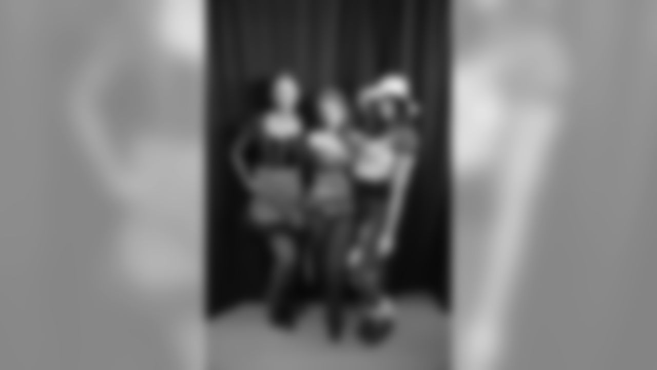 Eagles cheerleaders dressing up in their costumes!