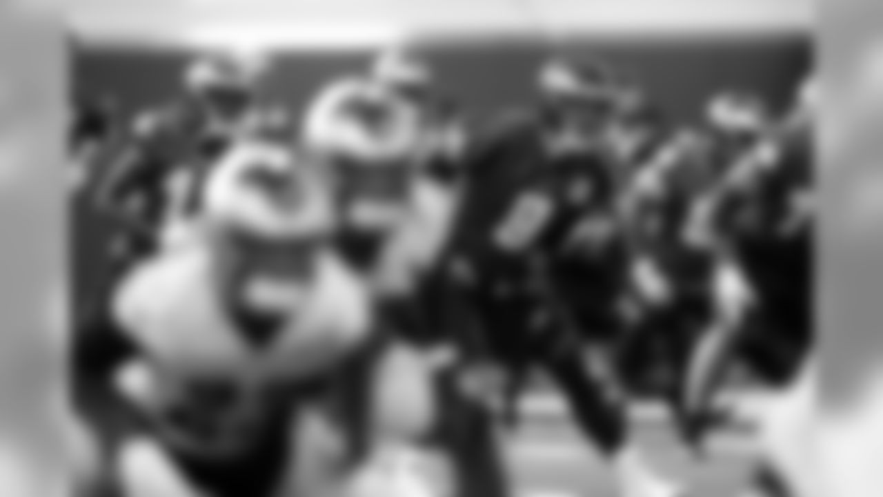 QB Nick Foles