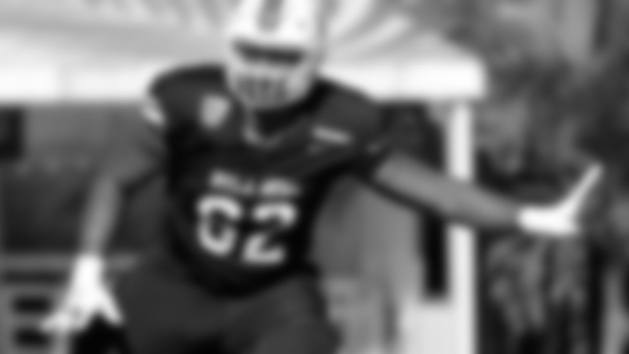 An experienced tackle with excellent size, the 6-foot-6, 323-pound OL Jarrid Williams spent five seasons at Houston before graduate transferring to Miami. A 20-game starter with the Hurricanes, he was used primarily at right tackle.