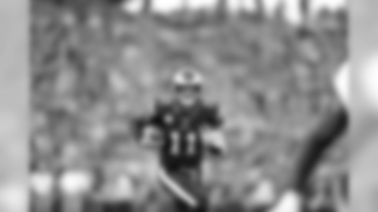 QB Carson Wentz