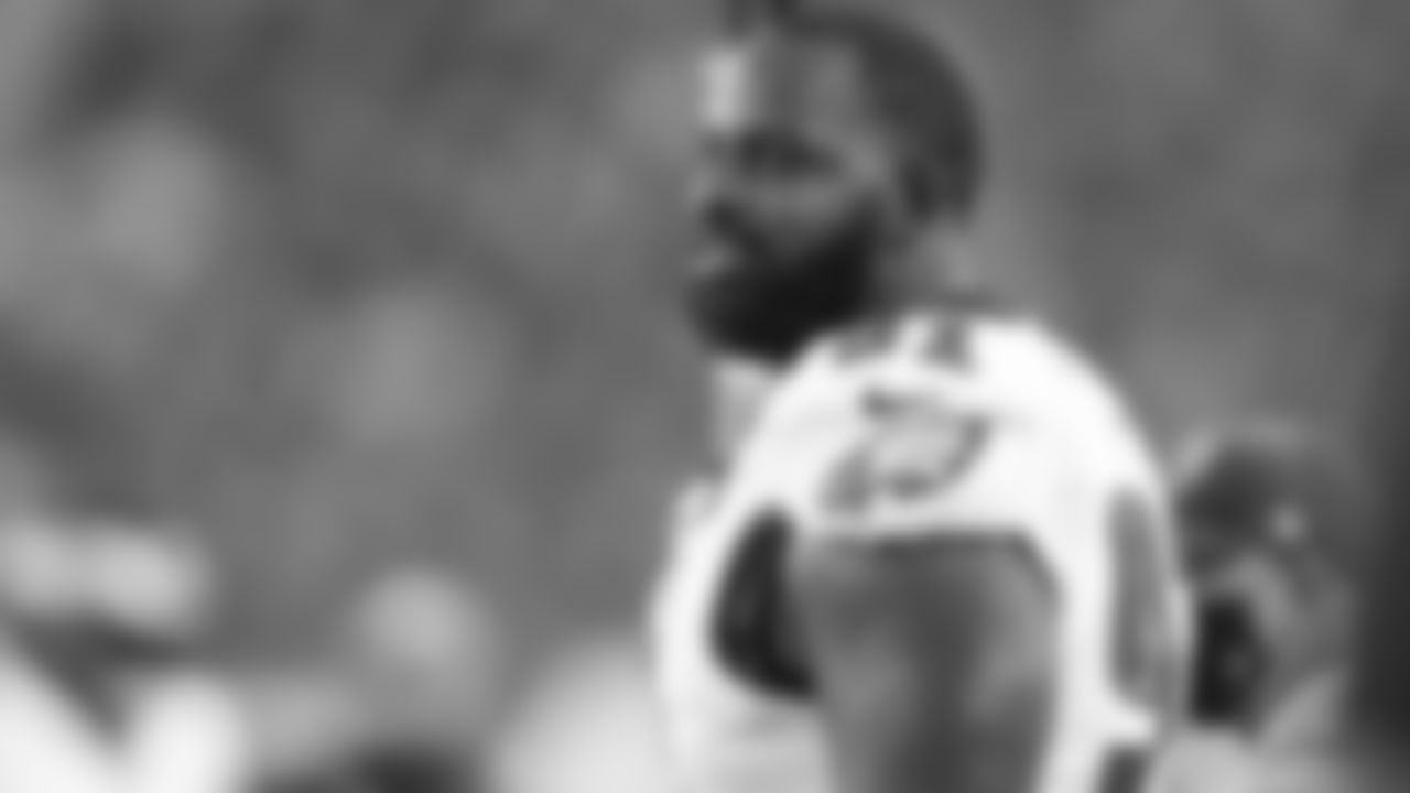 DT Fletcher Cox
Philadelphia Eagles vs. San Francisco 49ers at Levi's Stadium on October 4, 2020