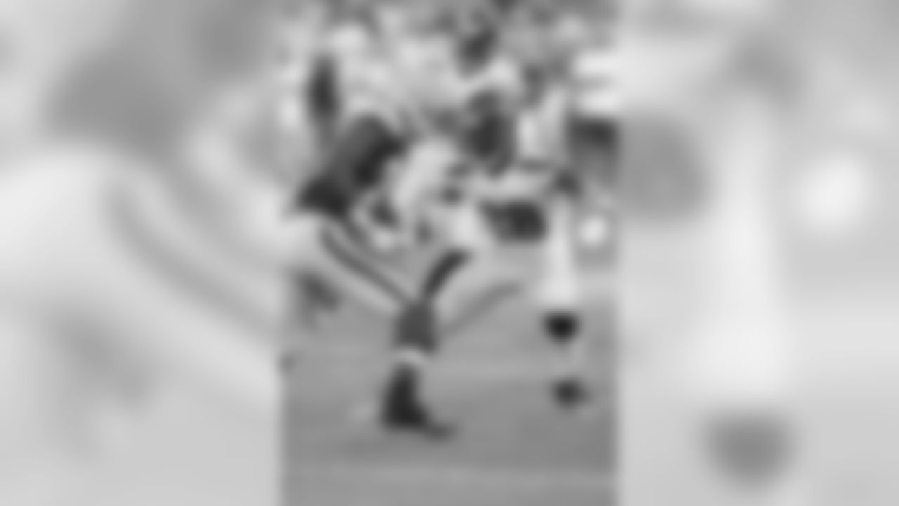 As a high school senior, Thurmond III recorded 730 receiving yards and seven touchdowns, while adding more than 400 yards rushing and two rushing scores