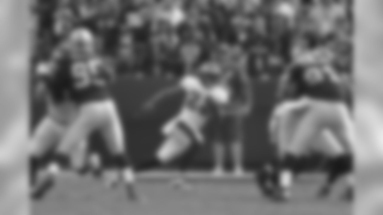 Eagles' CB Brandon Boykin returning a kick.