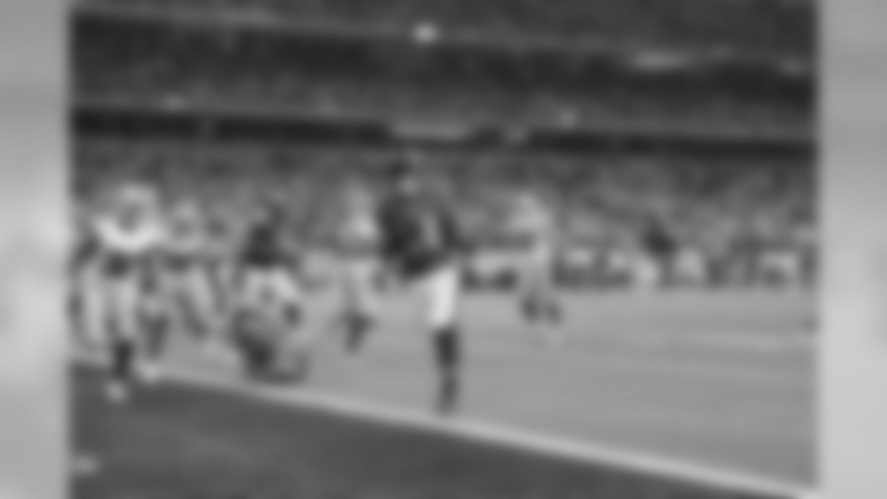 RB Ryan Mathews