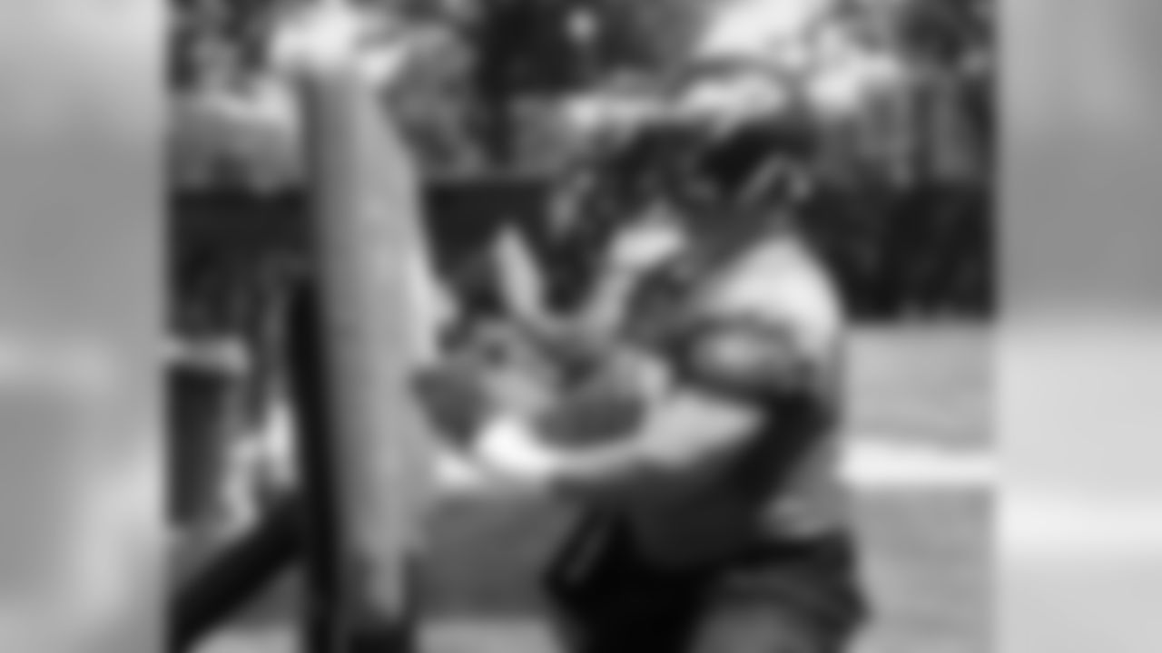 OG Mike McGlynn works on his hand technique