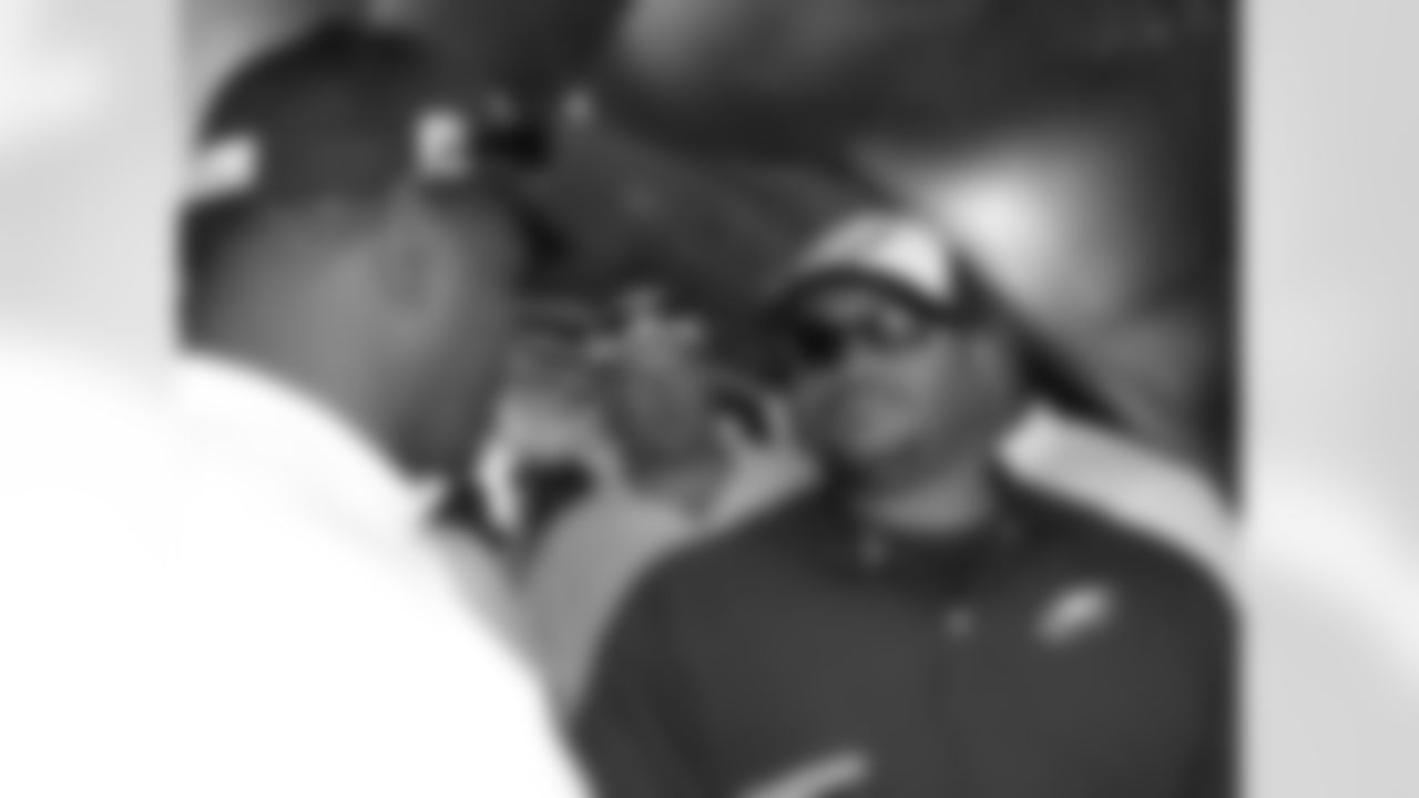 RB Duce Staley