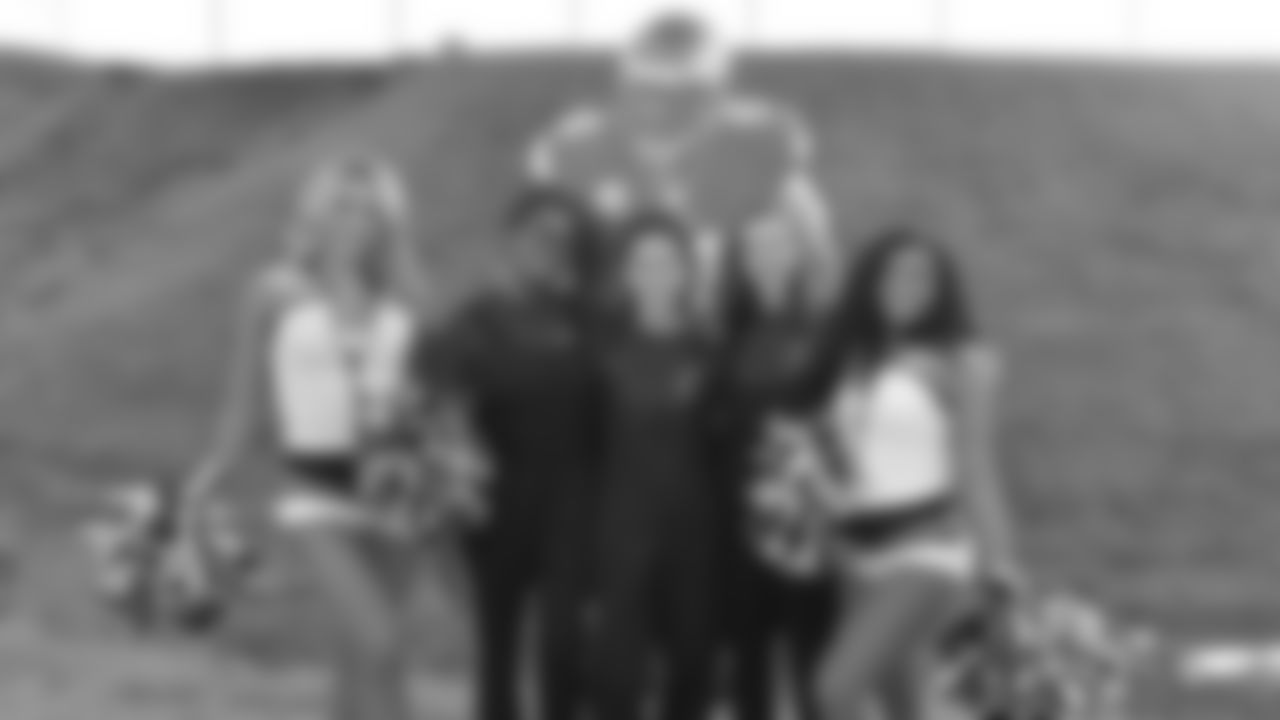 Eagles Cheerleaders spent time with local students at Radnor vs. Garnet Valley