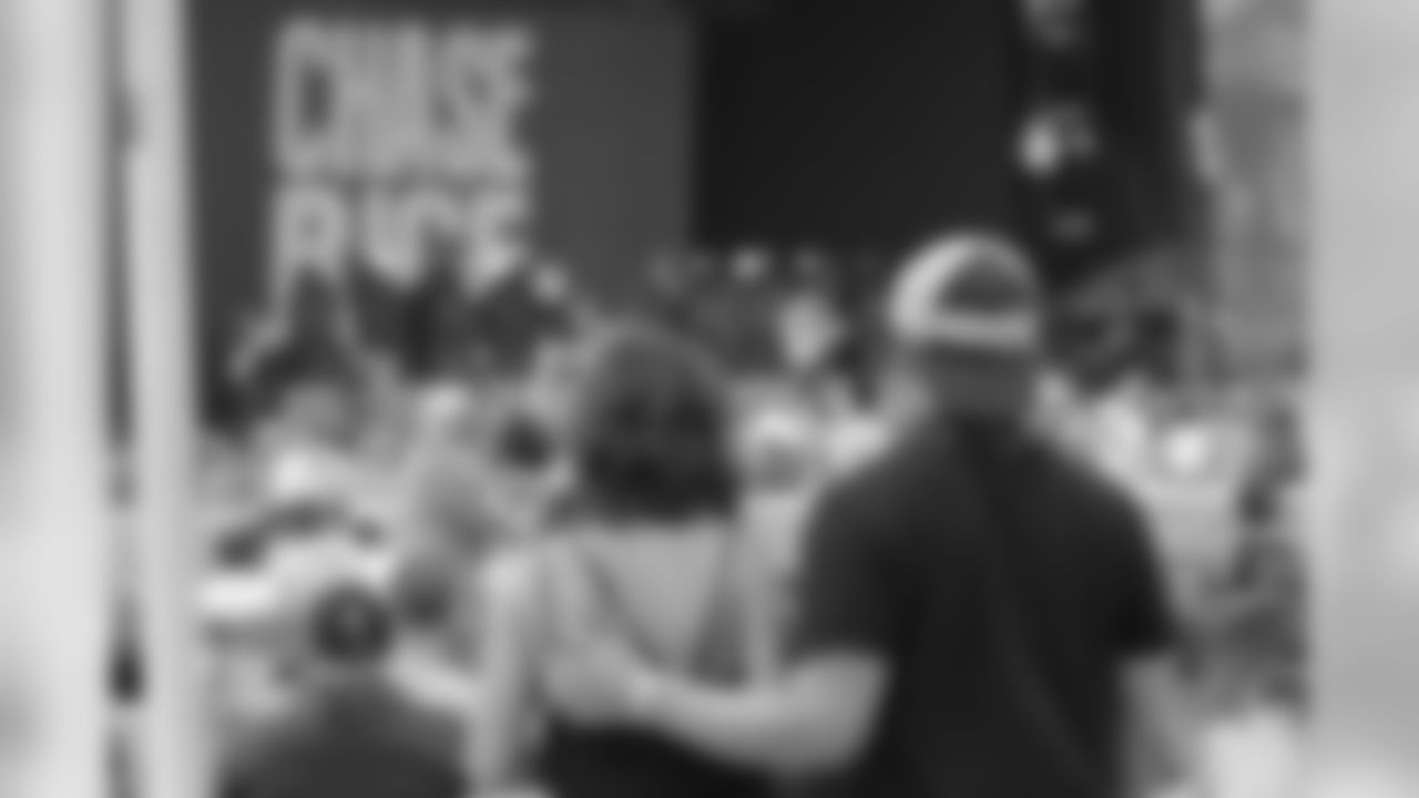 Fans look on as Chase Rice performs