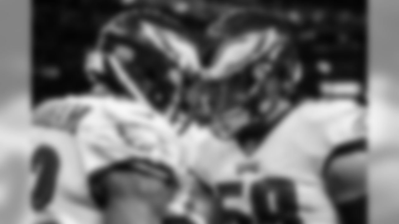 LBs Nigel Bradham and Jordan Hicks
Philadelphia Eagles vs. New Orleans Saints at the Mercedes-Benz Superdome on January 13, 2019