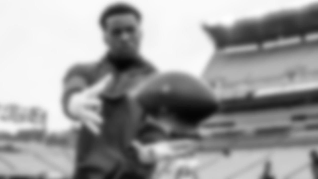 WR Quez Watkins